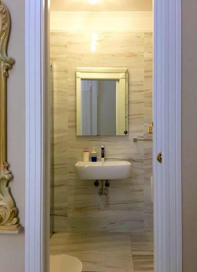 Oro Di Napoli Luxury Bed & Breakfast Exterior photo
